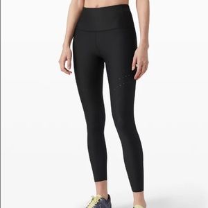 NWT Lululemon Zoned In HR Tight 27”